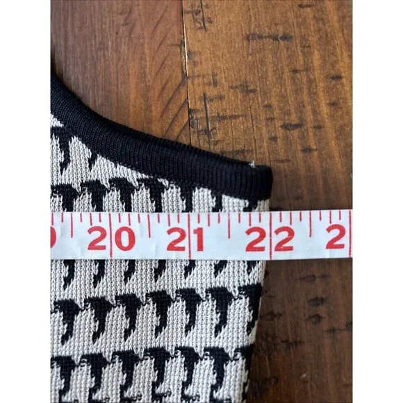 Ming Wang Sleeveless Career Blouse Tan & Black Herringbone Size 0X - Picture 4 of 6